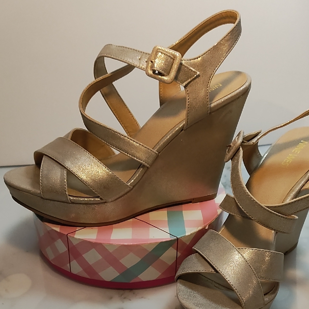 NINE WEST Soft Gold Wedge Sandals